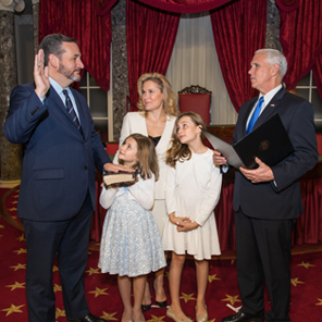 ted_cruz_sworn_in_family