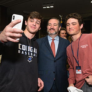 ted cruz with students